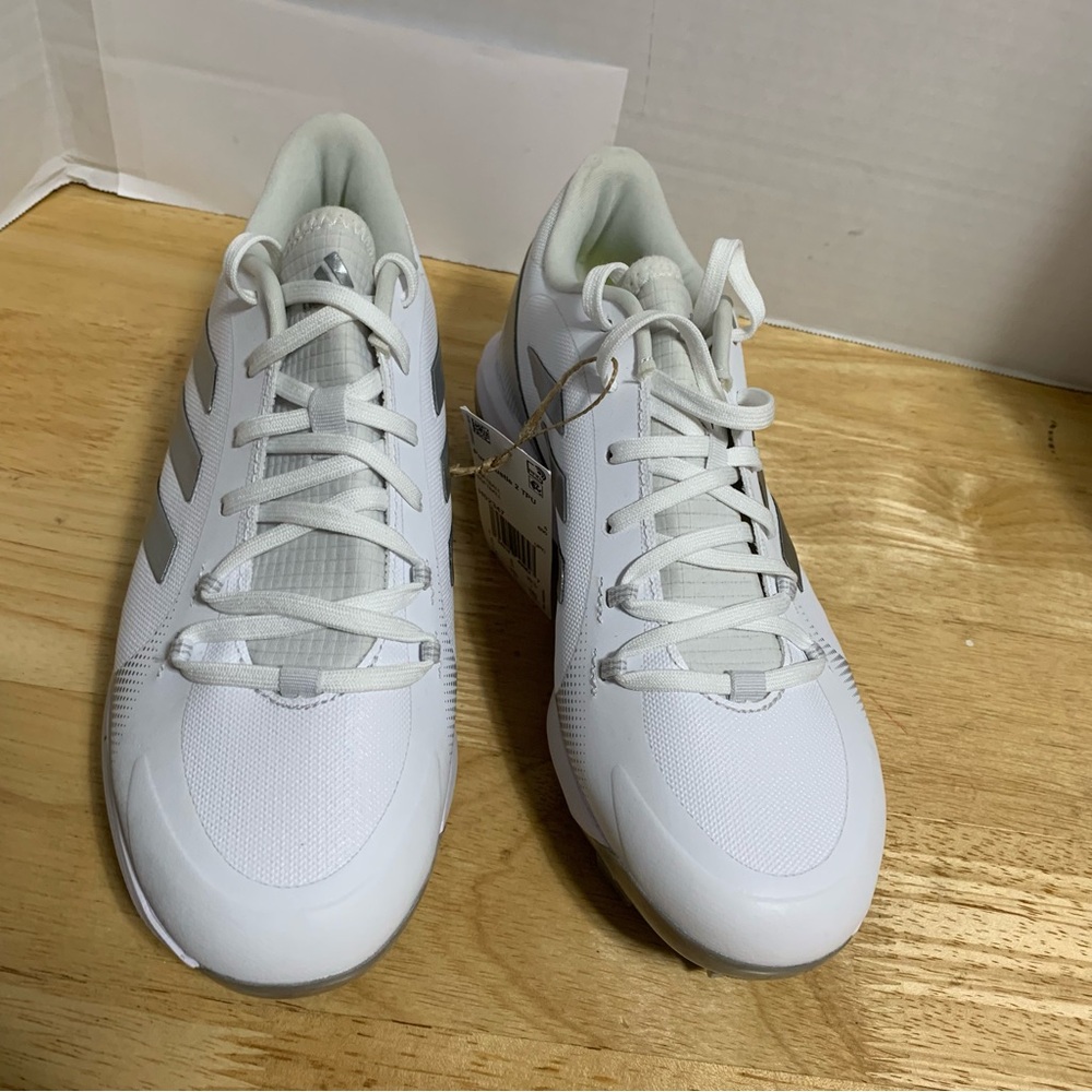 Adidas Ladies Softball Shoe Pure Hustle H02347 White Silver Stripes - Size 7.5 - Picture 4 of 8